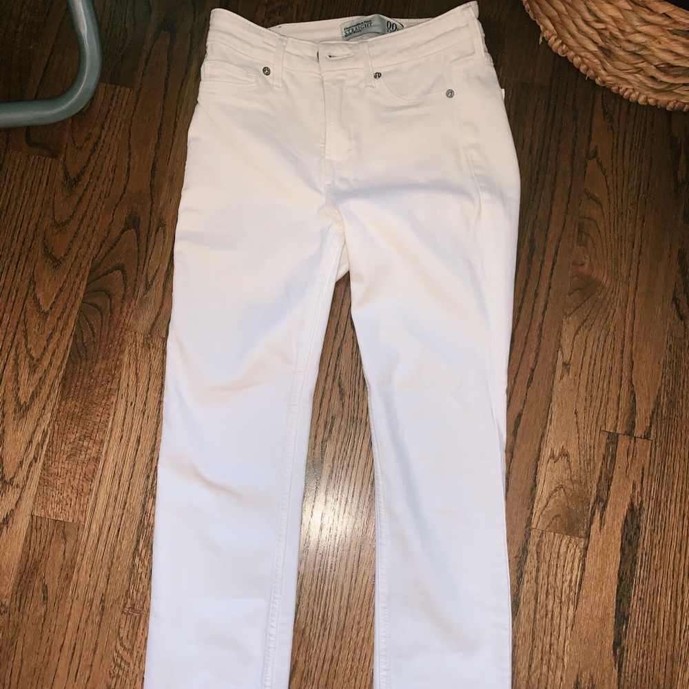 Abercrombie and Fitch brand new White Jeans